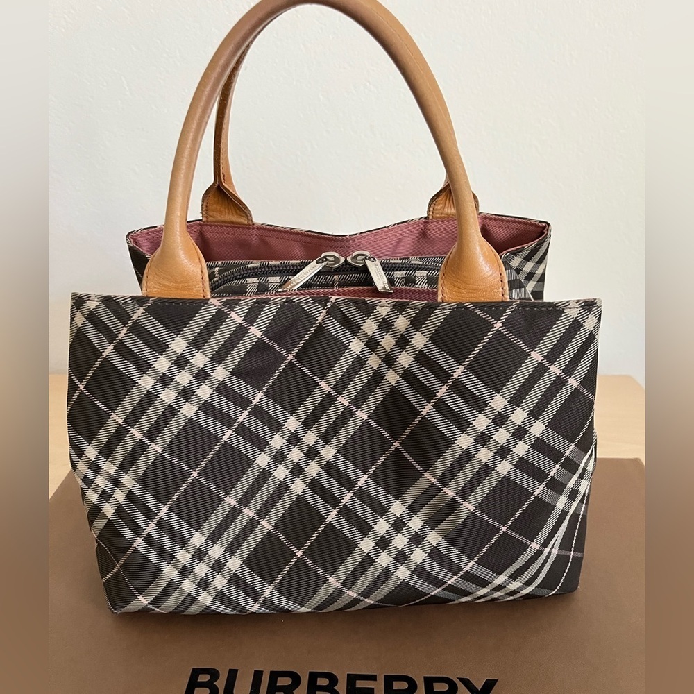 ❗️SOLD❗️Burberry Blue Label Nova Check Tote Rare Dusky Pink Tartan Plaid EUC - Picture 3 of 16